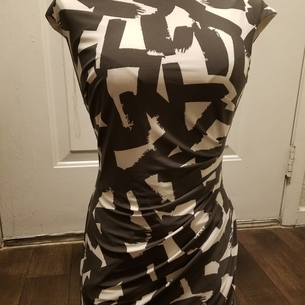 Grey and white pattern dress
